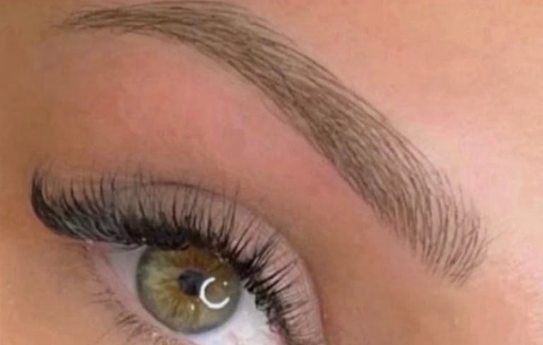 Blonde natural-looking machine hair stroke permanent eyebrows — fine hair-like strokes for a soft, undetectable brow at CC Styling Studio in Bradenton, FL